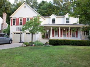 44 Christopher Ln, Sterling, VA 20165