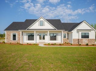 19 Lakeview Cir, Nashville, GA 31639