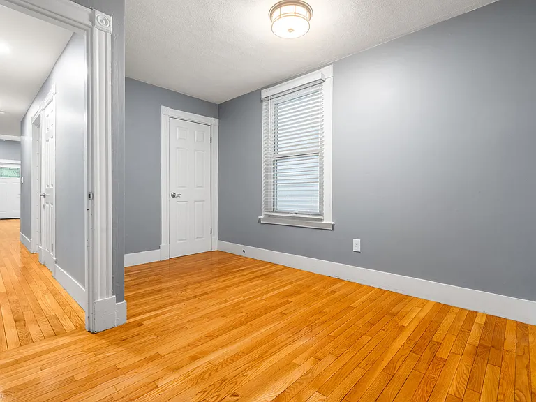 111 Falcon St #3 — Photo 15