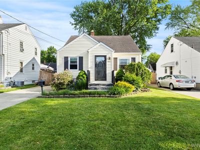 8211 Munson Ave, Niagara Falls, NY, 14304