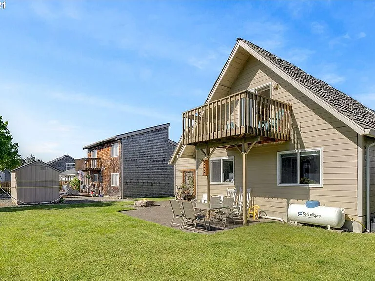 34015 Mallard Ave — Photo 23
