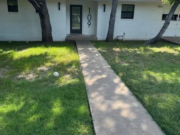 109 Glenwood Dr, Fredericksburg, TX 78624