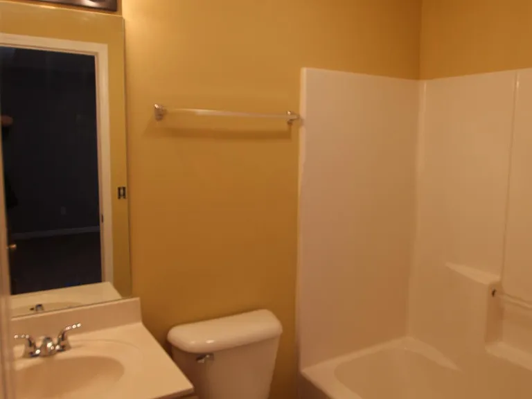 100 Rothwood Ct — Photo 21