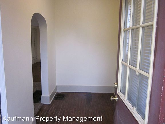 3rd image of 128 E Taber St #1