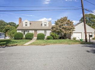 7 Magnolia St, Framingham, MA 01701