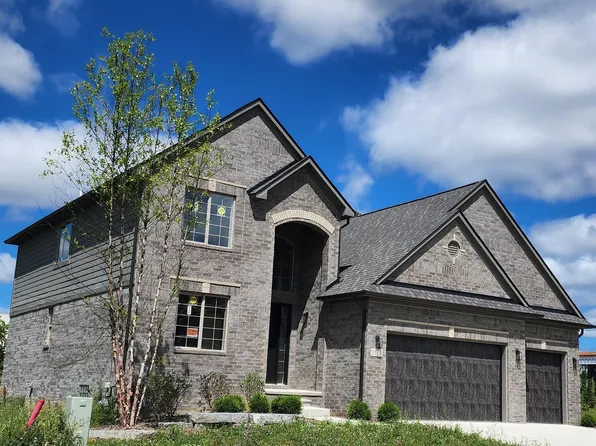 3110 Raffler Dr, Rochester Hills, MI 48307