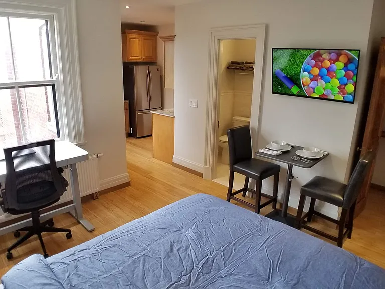 The EB Green Residence — Photo 61