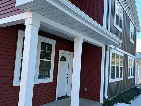 352-354 Woodcrest Ln #352