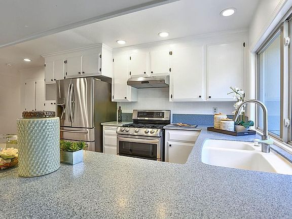4th image of 6298 Camino Verde Dr