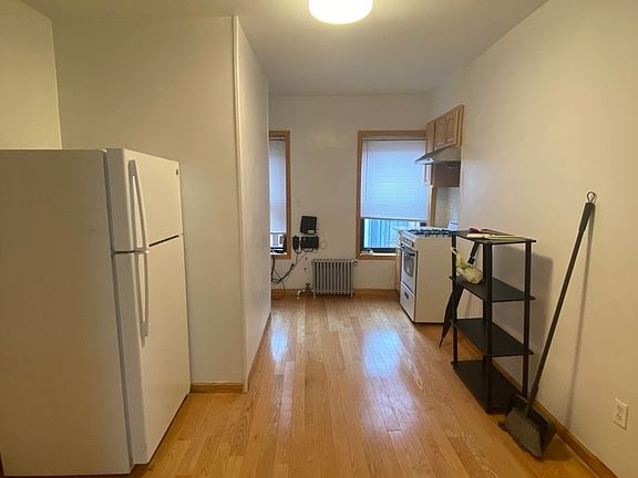 2nd image of 59 Mott St #5RA