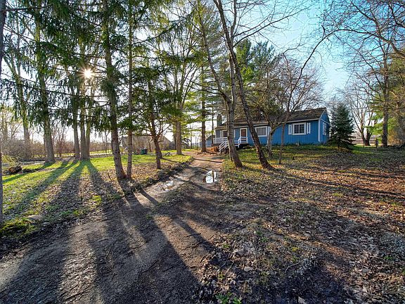 3rd image of 6112 Bemis Rd