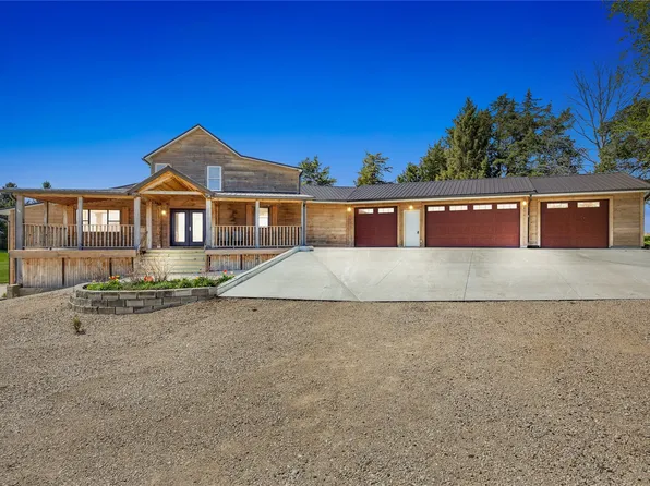 1252 240th St, Tipton, IA 52772