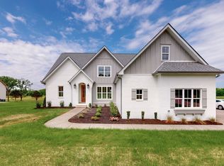 8222 Cairo Bend Rd, Lebanon, TN 37087