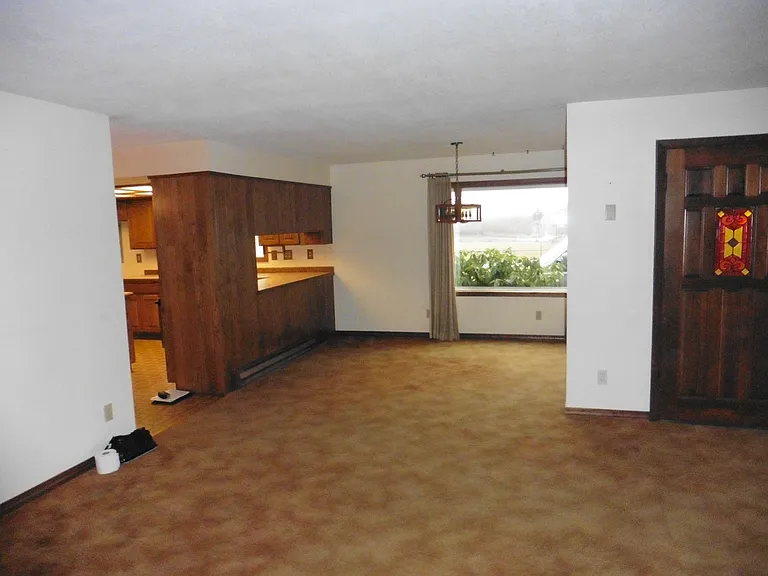 12935 SW Spring Hill Rd — Photo 16