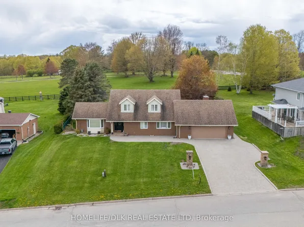1102 Burnside Dr, Augusta, ON K6V 5T1