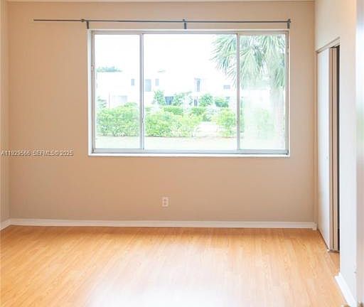 5th image of 16749 Hemingway Dr #0