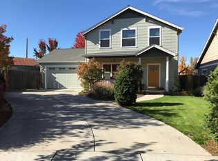 112 Nicoya Pl, Talent, OR 97540