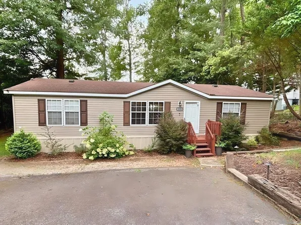 221 Lyman Lake Rd, Lyman, SC 29365