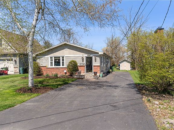 2nd image of 71 Sunset Dr