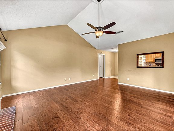 5th image of 409 Linwood Ave