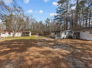 139/141 Valley Dr, Lumber Bridge, NC 28357