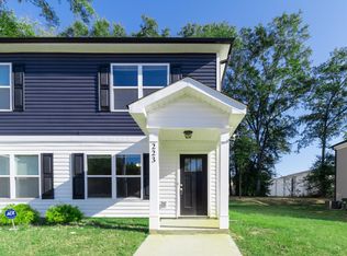 223 E Church St, Greer, SC 29651