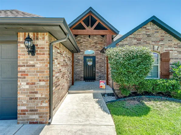 1724 Blake Way, Mustang, OK 73064