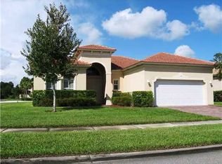 5503 Place Lake Dr, Fort Pierce, FL 34951