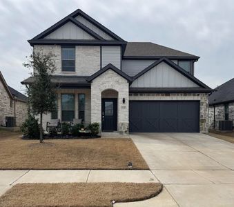 136 Camp Fire Dr, Waxahachie, TX, 75165