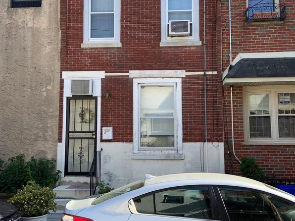 1102 Mercy St, Philadelphia, PA 19148
