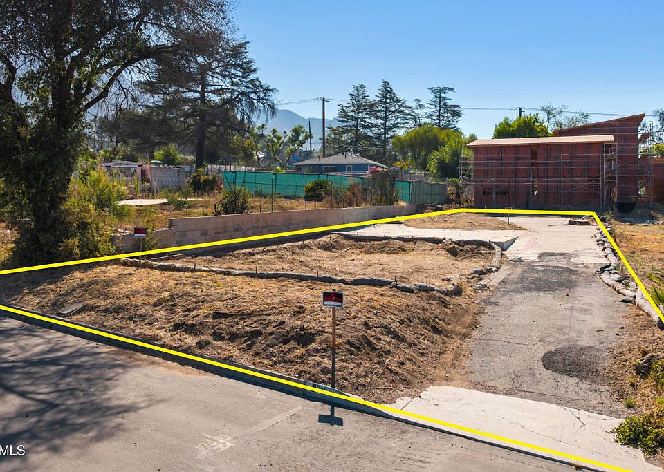 1st image of 2974 Emerson Way