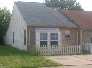 712 Wolftrap Ln, Virginia Beach, VA 23462