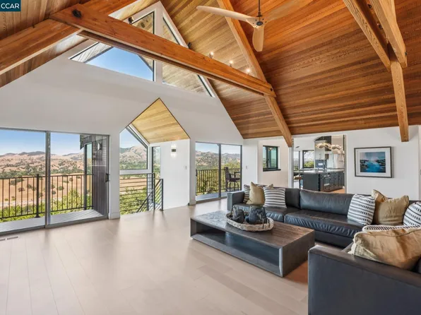 321 Castle Crest Rd, Alamo, CA 94507