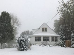597 Oak St, Burlington, WI 53105