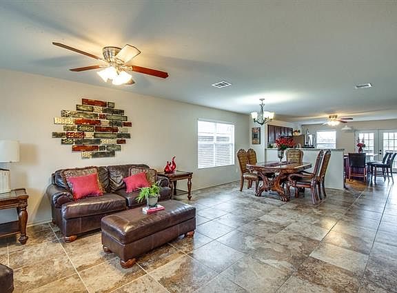2nd image of 10033 Chrysalis Dr