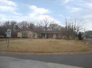 1808 Old Orchard Rd, Rockford, IL 61107