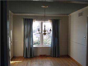 4th image of 1 Stone Brook Cir