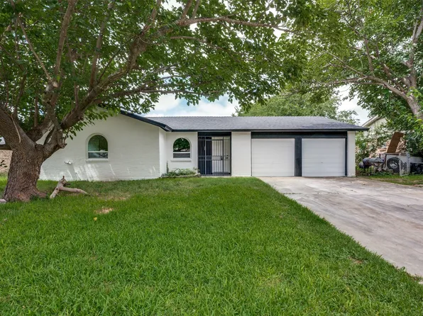 1021 Coury Rd, Everman, TX 76140