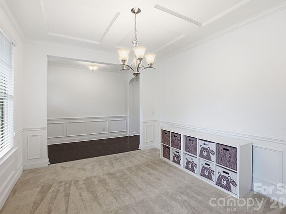 5th image of 17504 Austins Creek Dr