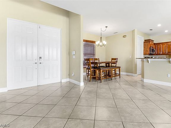 2nd image of 1733 S Gator Circle Cpe
