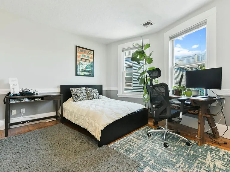 34-36 Boston St #3 — Photo 10
