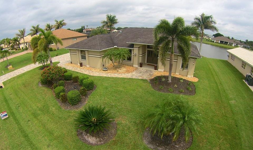 1st image of 11826 SW Courtly Manor Dr