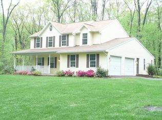 1665 Harmonyville Rd, Pottstown, PA 19465