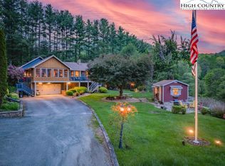 671 Bairds Creek Rd, Vilas, NC 28692