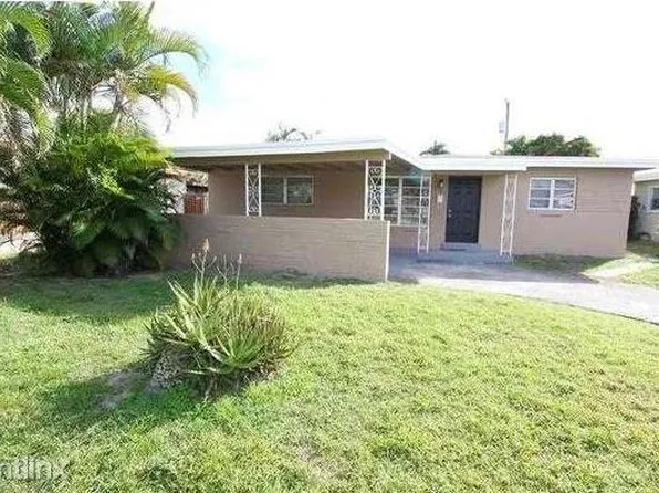 7480 Fillmore St, Hollywood, FL 33024