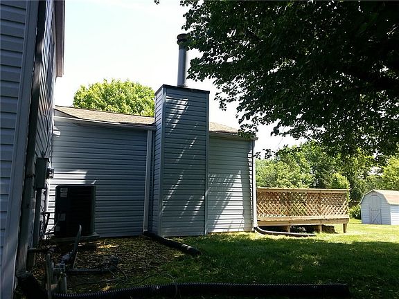 5th image of 1417 N Beechwood Dr