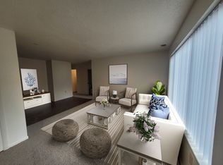 Brook Hollow, New Haven, CT 06513