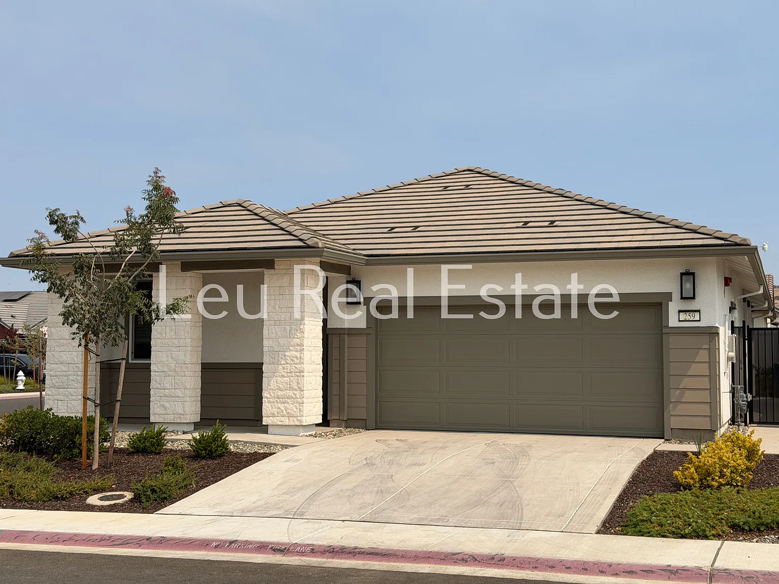 2 bed, 1423 sqft, $3,000 — Photo 1