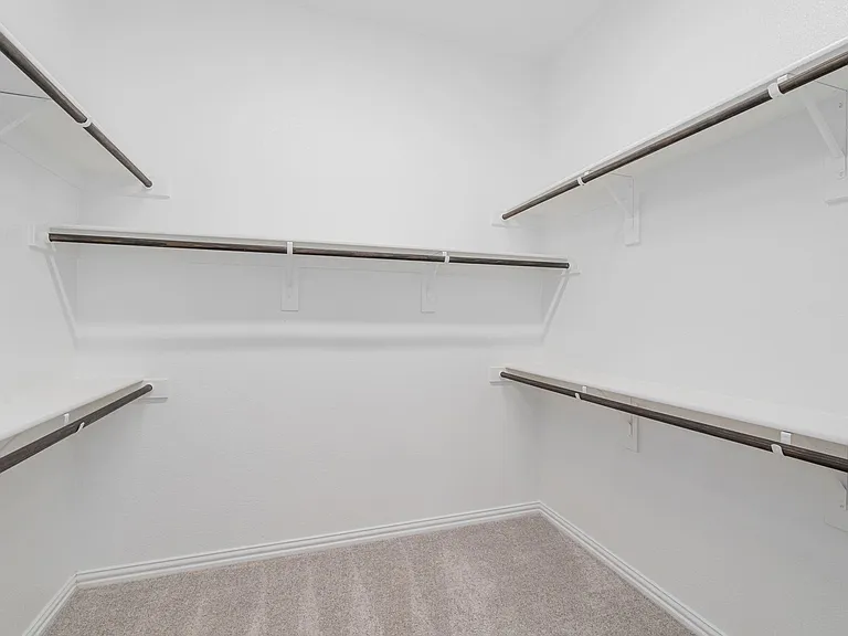 908 Utica Dr — Photo 20