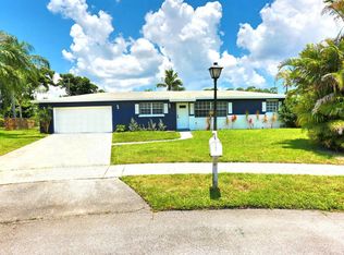 5957 Palm Ct, West Palm Beach, FL 33415